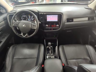 MITSUBISHI OUTLANDER 2.0 AT 7 LUGARES GAS 2019