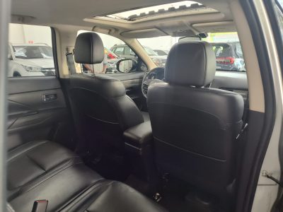 MITSUBISHI OUTLANDER 2.0 AT 7 LUGARES GAS 2019